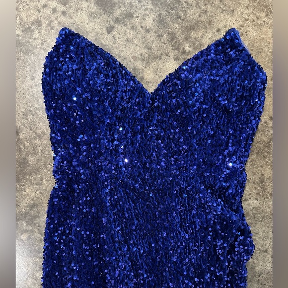New Sequin Velvet Strapless Formal Dress - Sherri Hill #2959 - Picture 11 of 15